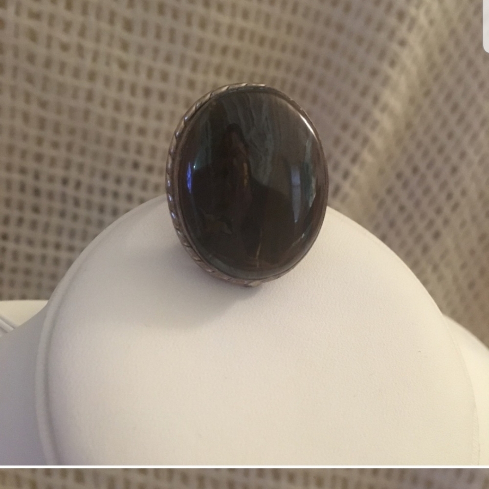 Brown Statement Ring - Picture 2 of 3